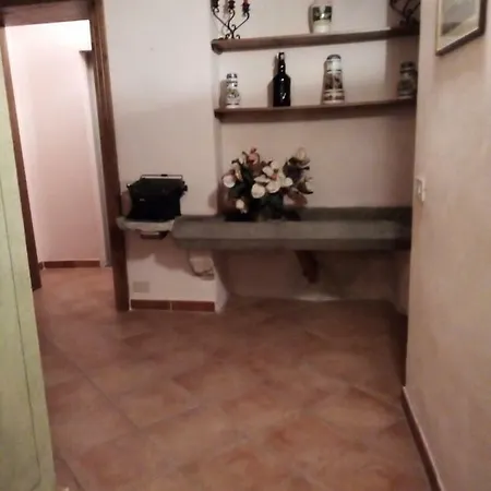 Il Castello Πανσιόν Λούκα